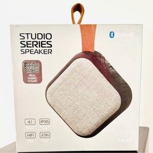 Bluetooth Portable Rechargeable Retro‎ MCM Style Studio Series Speaker
